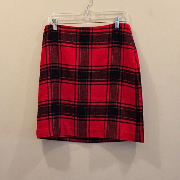 Women's Talbots Petite Fireplace Plaid A-Line Wool Blend Skirt Red/Black Size 8P - Picture 1 of 7